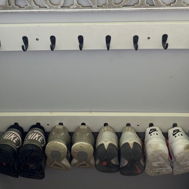 Low Profile Shoe Storage Hooks