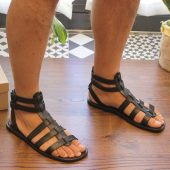 Black men's roman leather sandals Handmade in Italy | Gianluca - L'artigiano del cuoio