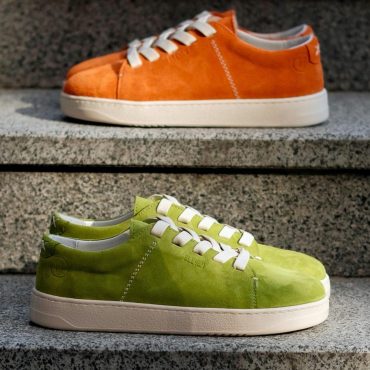 Woman's leather shoes, Custom leather sneakers , Women's anatomical sneakers for summer